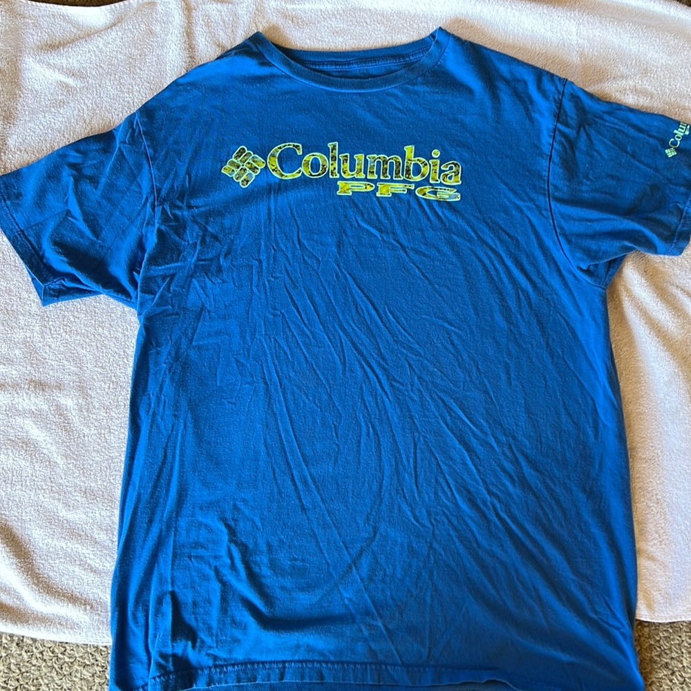 Columbia men’s size L t-shirt